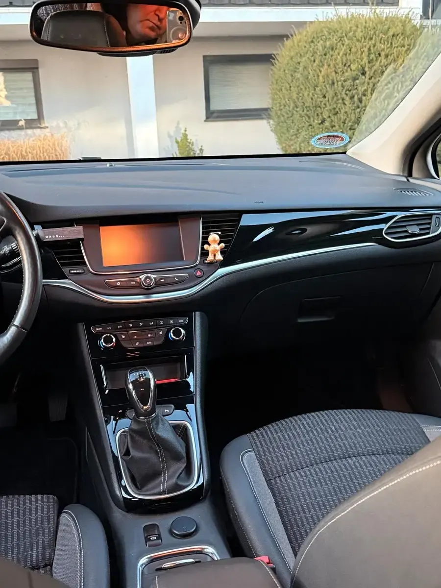Gebraucht Opel Astra 145 PS (106 kW) 2020 Schwarz Limousine