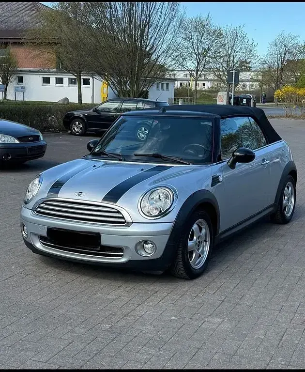 Gebraucht Mini Cooper Cabriolet 120 PS (88 kW) 2009 Silber Cabrio
