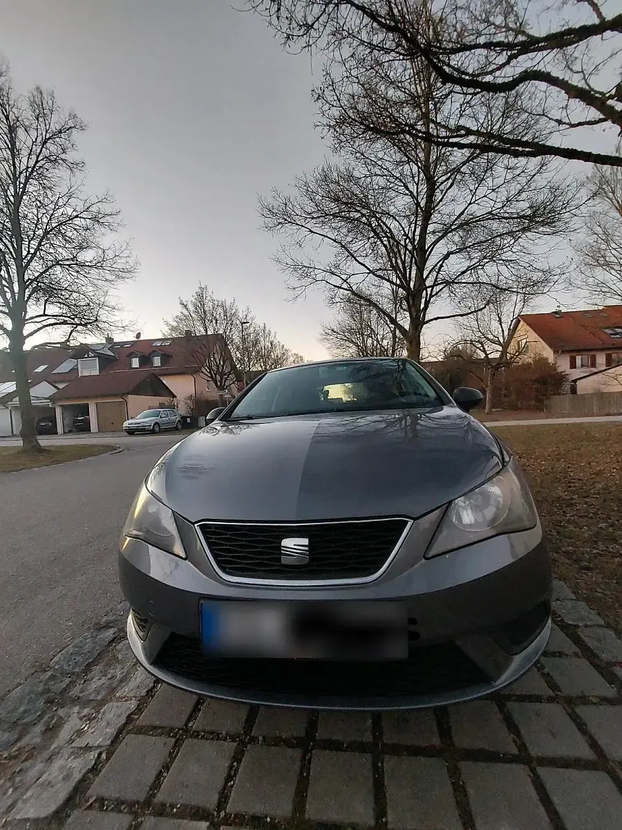 Gebraucht Seat Ibiza 75 PS (55 kW) 2013 Grau Kleinwagen