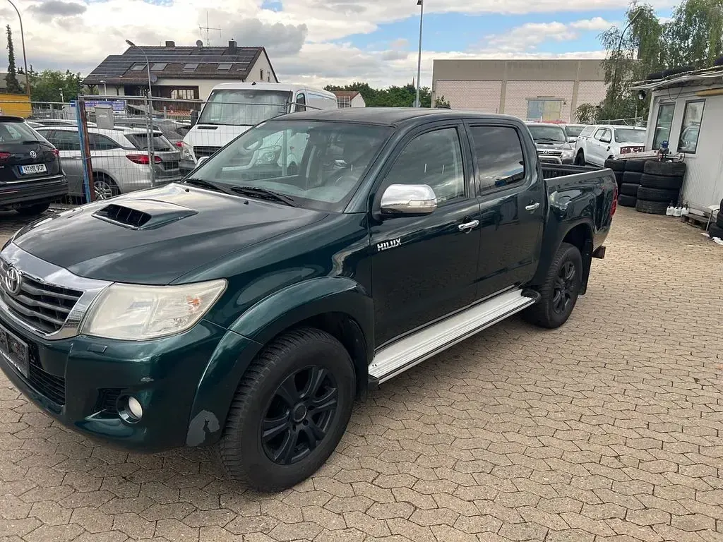 Gebraucht Toyota HiLux 171 PS (125 kW) 2012 Grün Pickup