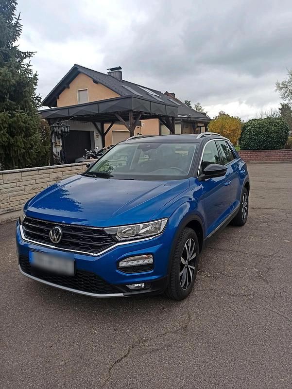 Gebraucht VW T-Roc 115 PS (84 kW) 2019 Blau SUV