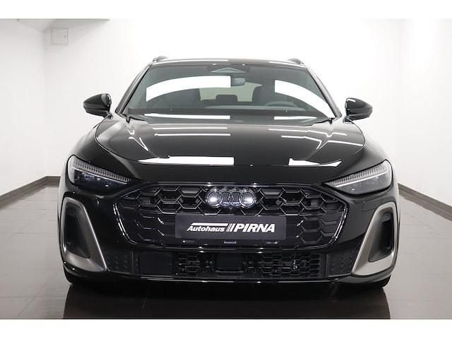 Gebraucht Audi A5 Ambiente 204 PS (150 kW) 2025 Mythosschwarz metallic Kombi