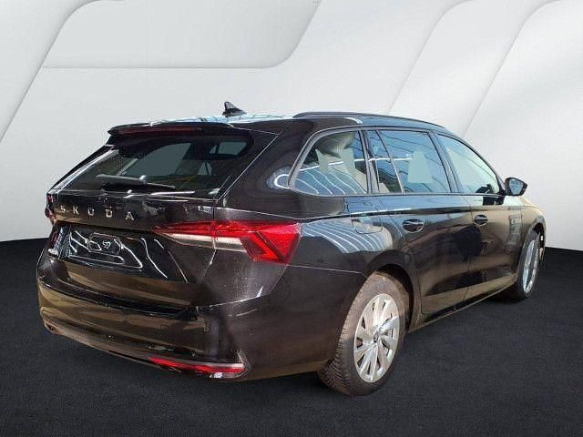 Gebraucht Skoda Octavia Selection 116 PS (85 kW) 2025 Blackmagic perleffekt Kombi