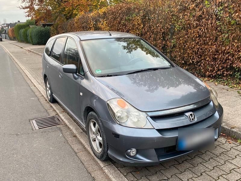 Usata Honda Stream 156 CV (114 kW) 2004 Grigio Monovolume