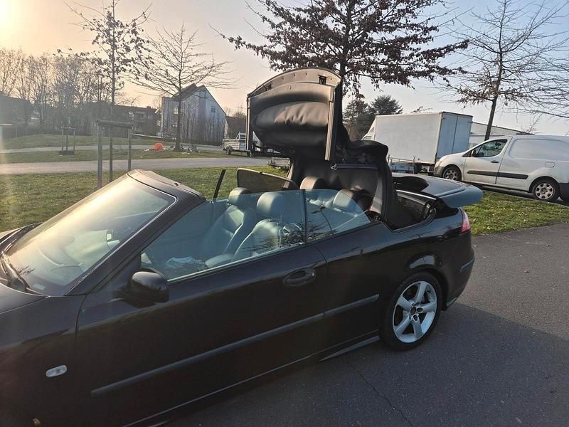 Gebraucht Saab 9-3 Cabriolet Aero 209 PS (153 kW) 2005 Schwarz Cabrio