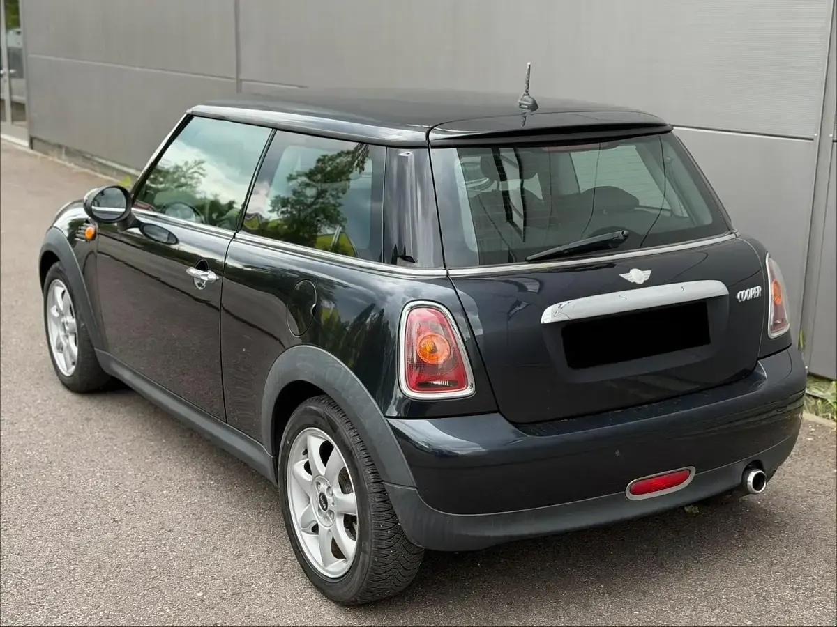 Käytetty Mini Cooper Coupé 120 HP (88 kW) 2007 Sininen Coupe - kaksiovinen
