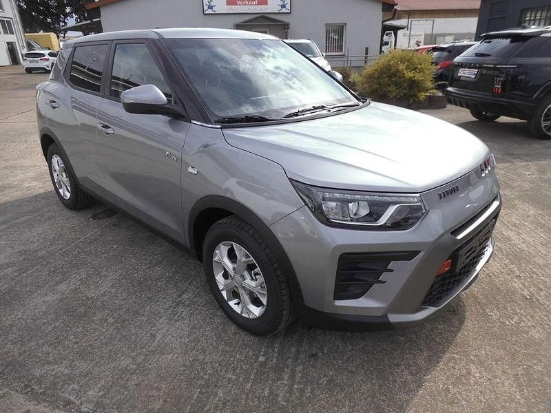 Neu Ssangyong (KGM) Tivoli 163 PS (119 kW) 2025 Grau SUV