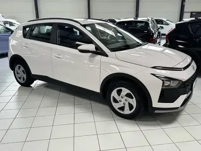 Nowe Hyundai Bayon Select 101 KM (74 kW) 2025 Biały SUV