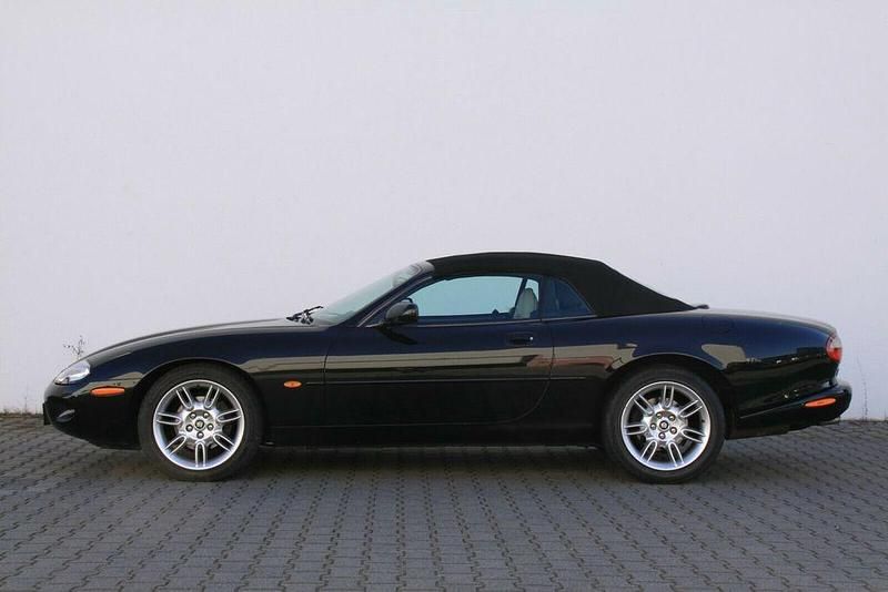Gebraucht Jaguar XK8 284 PS (208 kW) 1998 Schwarz Cabrio