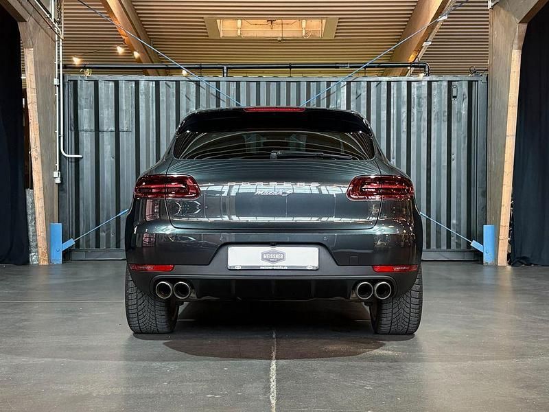 Gebraucht Porsche Macan S 258 PS (189 kW) 2017 Grau SUV