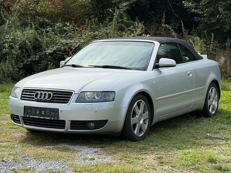 Gebraucht Audi A4 Cabriolet 163 PS (119 kW) 2002 Silber Cabrio
