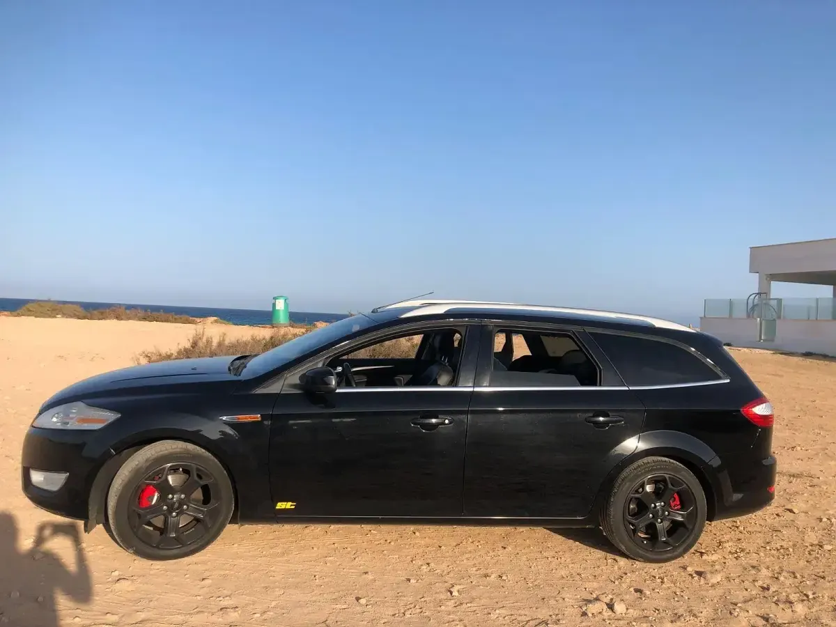 Gebraucht Ford Mondeo Titanium X 145 PS (106 kW) 2008 Schwarz Kombi