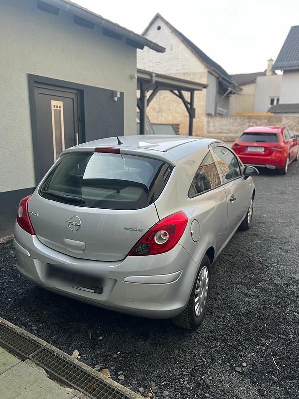 Gebraucht Opel Corsa 60 PS (44 kW) 2009 Silber Kleinwagen