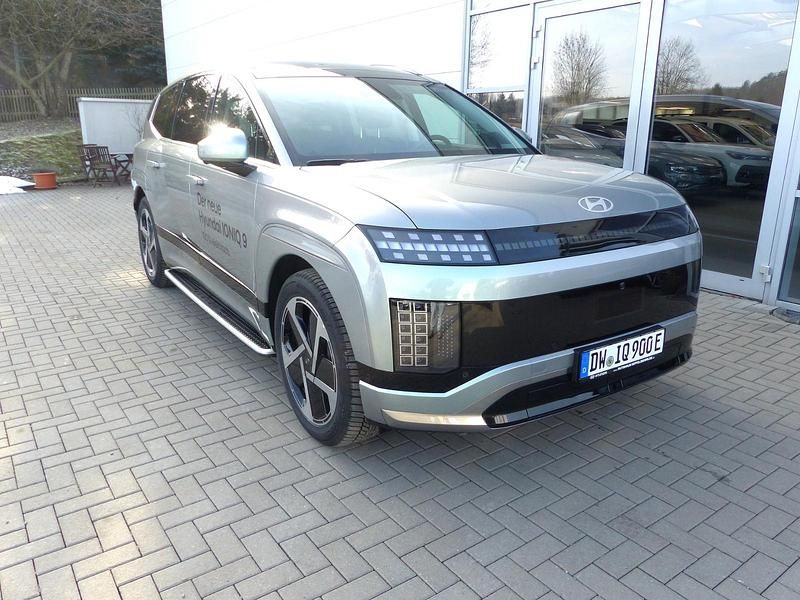 Gebraucht Hyundai Ioniq 9 225 kW (307 PS) 2025 Celadon grey / met SUV