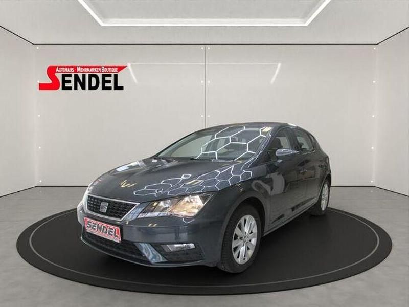 Gebraucht Seat Leon Style 131 PS (96 kW) 2019 Grau Limousine
