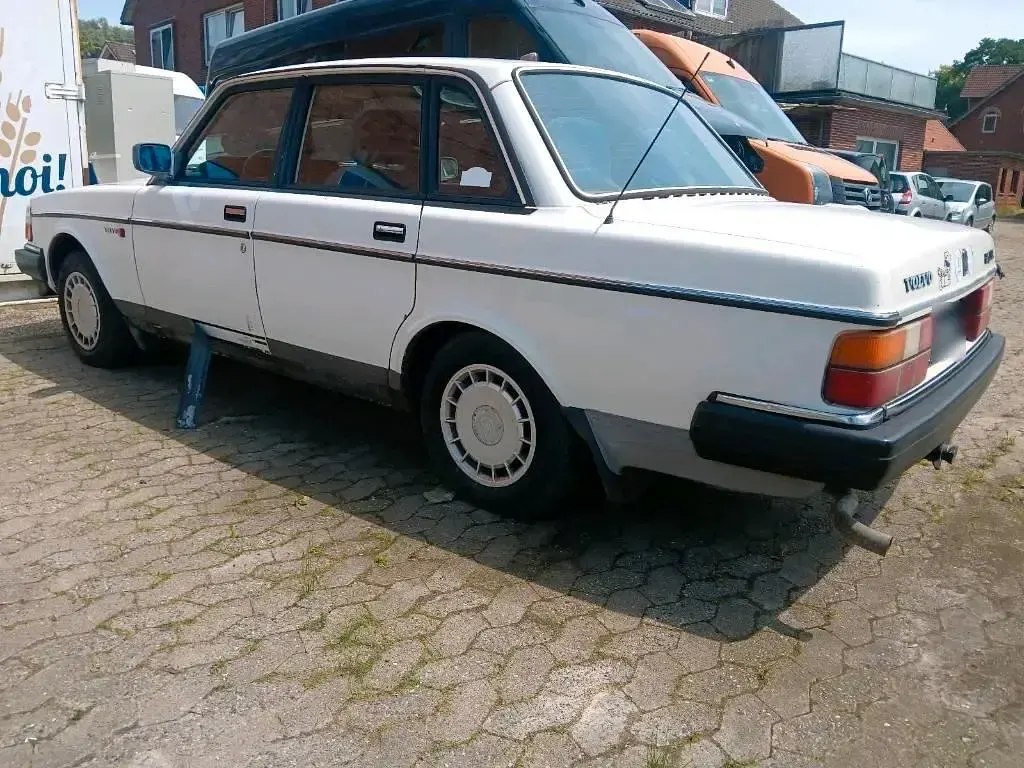 Gebraucht Volvo 240 113 PS (83 kW) 1989 Limousine
