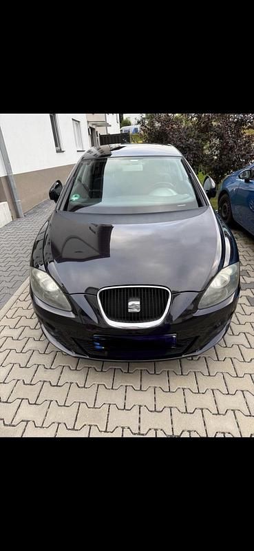 Second-hand Seat Leon 125 CP (91 kW) 2009 Negru Hatchback