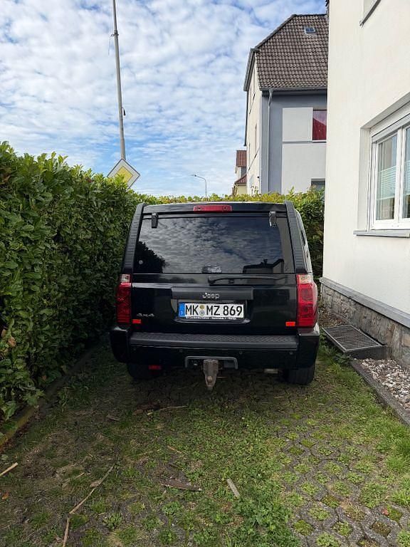 Gebraucht Jeep Commander 231 PS (169 kW) 2006 Schwarz SUV