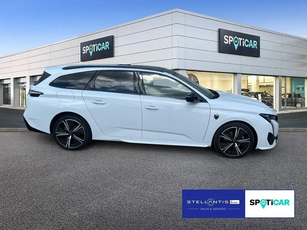 Gebraucht Peugeot 308 SW GT 131 PS (96 kW) 2024 Weiß Kombi