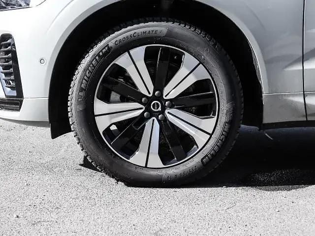 Gebraucht Volvo XC60 Plus 455 PS (334 kW) 2023 Vapour grey / metallic SUV