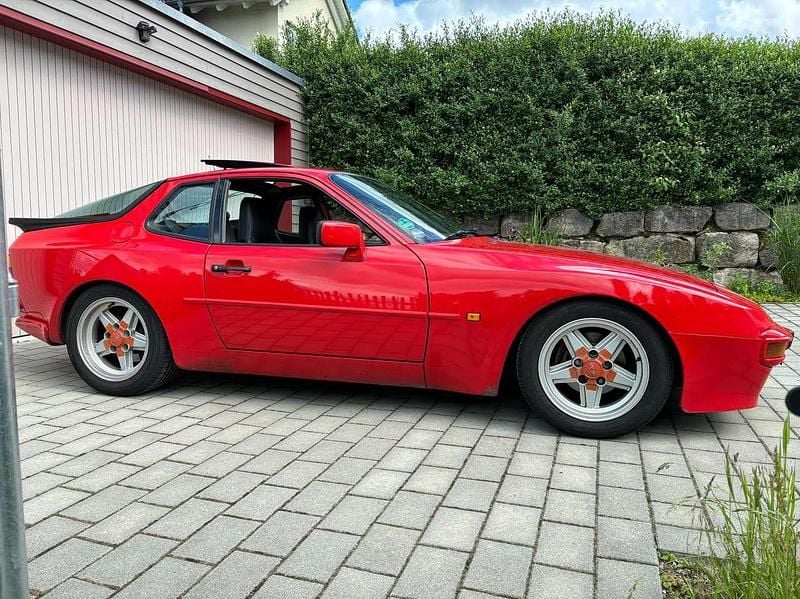 Gebraucht Porsche 944 163 PS (119 kW) 1985 Rot Coupé