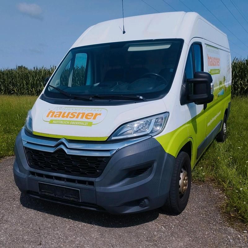 Weiß Gebraucht 2016 Citroën Jumper Van / Kleinbus | 7.290 € (Guter Preis) - Bild 1/4