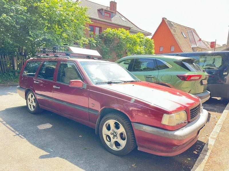 Rot Gebraucht 1995 Volvo 850 Limousine | 3.700 € - Bild 1/4