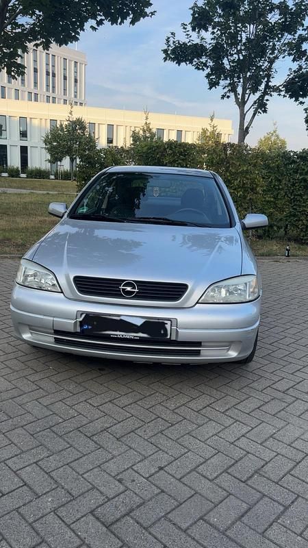 Silber Gebraucht 2002 Opel Astra Coupé | 900 € (Fairer Preis) - Bild 1/4