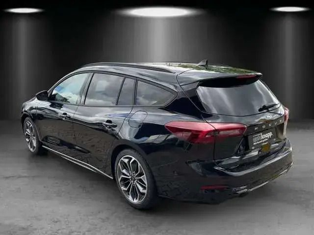 Gebraucht Ford Focus ST-Line X 155 PS (114 kW) 2024 Agate black Kombi