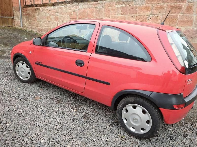 Gebraucht Opel Corsa Comfort 58 PS (42 kW) 2001 Rot Limousine