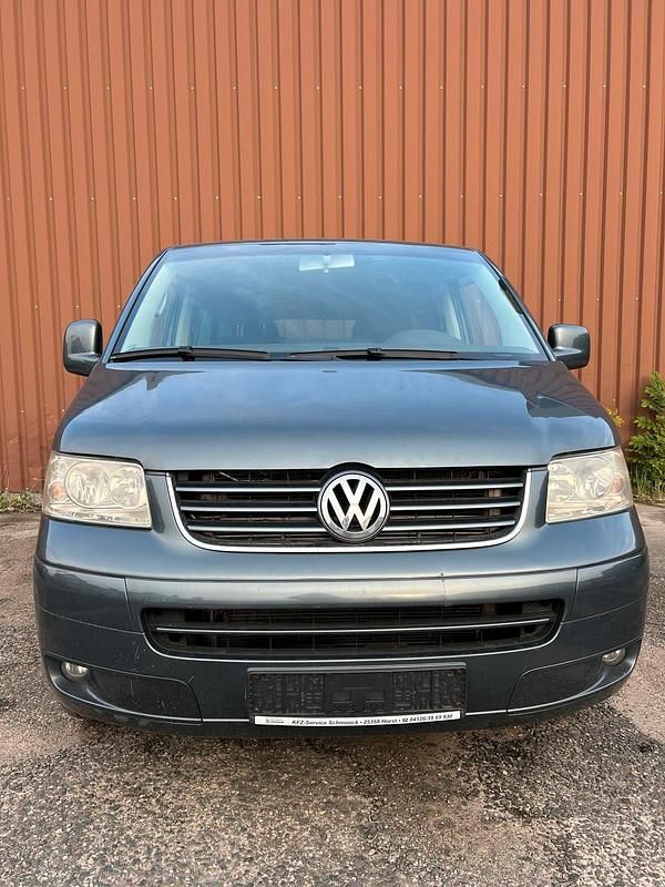 Grau Gebraucht 2005 VW T5 Van | 8.500 € (Teuer) - Bild 1/4