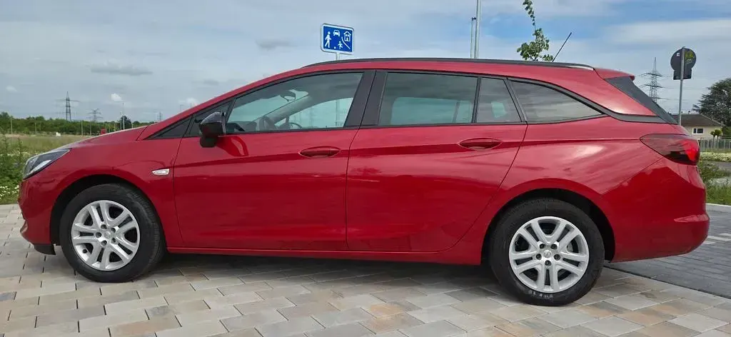 Gebraucht Opel Astra 131 PS (96 kW) 2021 Rot Kombi