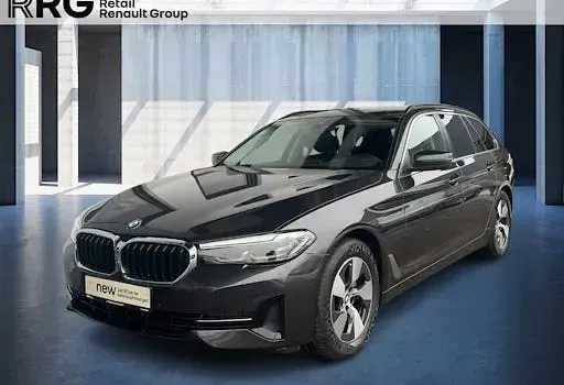 Gebraucht BMW 520 Performance 190 PS (139 kW) 2020 Schwarz Kombi