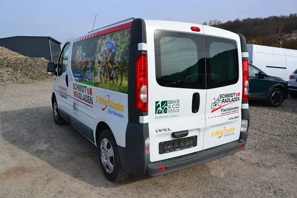 Używany Opel Vivaro 90 KM (66 kW) 2014 Biały Minivan