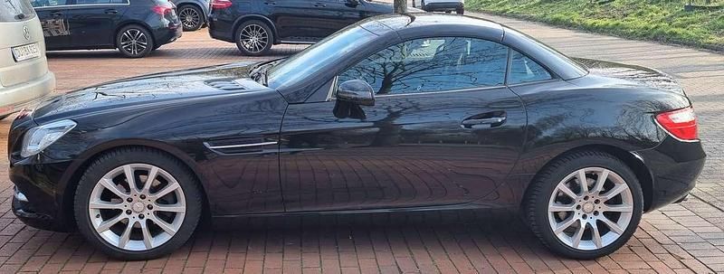 Gebraucht Mercedes SLK200 184 PS (135 kW) 2012 Schwarz Cabrio