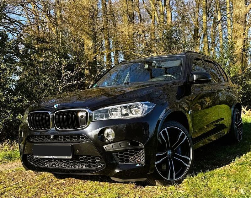 Schwarz Gebraucht 2017 BMW X5 M Performance SUV | 51.800 € (Teuer) - Bild 1/4