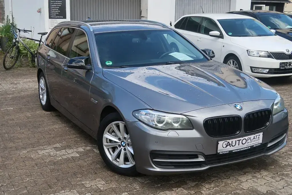 Gebraucht BMW 525 Performance 218 PS (160 kW) 2016 Grau Kombi
