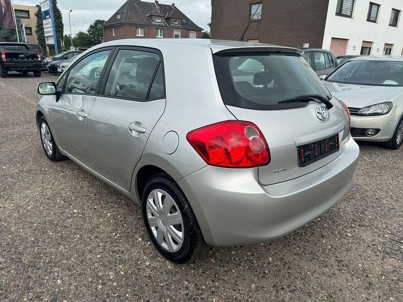 Gebraucht Toyota Auris Sol 97 PS (71 kW) 2007 Braun Limousine