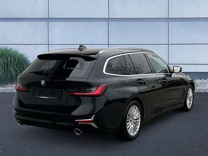 Gebraucht BMW 320 Luxury Line 190 PS (139 kW) 2022 Schwarz ii Kombi