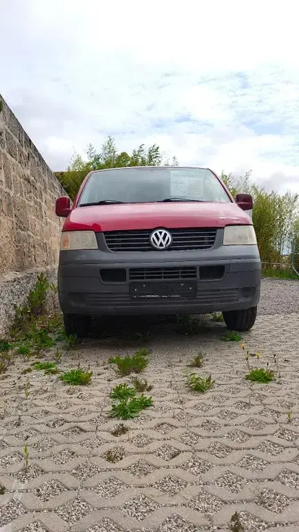 Gebraucht VW T5 131 PS (96 kW) 2007 Rot Van