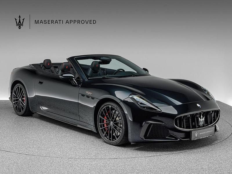 Gebraucht Maserati GranCabrio 549 PS (403 kW) 2025 Schwarz Cabrio