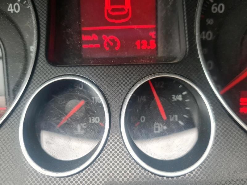 Gebraucht VW Passat 140 PS (102 kW) 2005 Schwarz Kombi