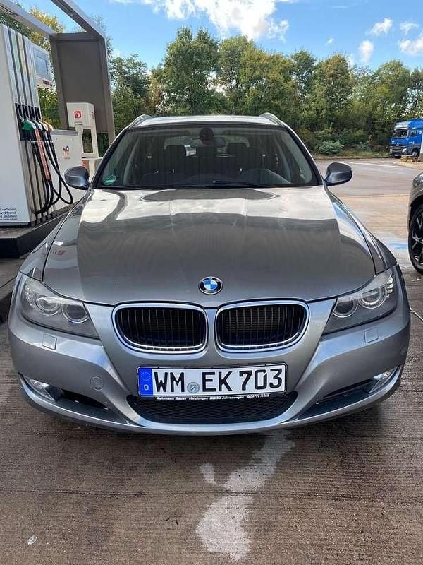 Gebraucht BMW 318 143 PS (105 kW) 2012 Limousine