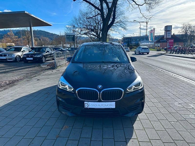 Gebraucht BMW 218 Advantage 150 PS (110 kW) 2021 Schwarz Kombi