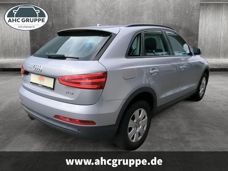 Gebraucht Audi Q3 Comfort 150 PS (110 kW) 2015 Silber SUV