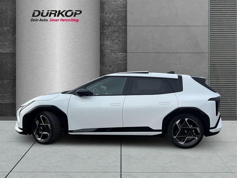 Neu Kia EV4 Comfort 150 kW (204 PS) 2026 Deluxeweiß met. Limousine