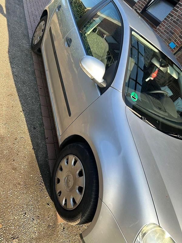 Gebraucht VW Golf IV 75 PS (55 kW) 2006 Grau Limousine