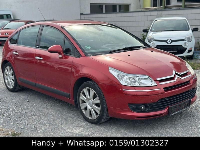 Rot Gebraucht 2007 Citroën C4 Exclusive Limousine | 1.950 € (Fairer Preis) - Bild 1/4