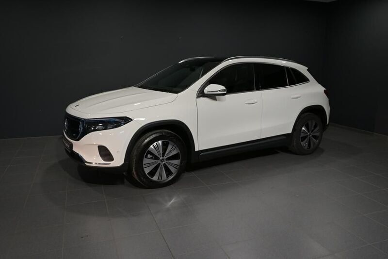 Weiß Gebraucht 2023 Mercedes EQA250 Advanced SUV | 33.900 € (Guter Preis) - Bild 1/3