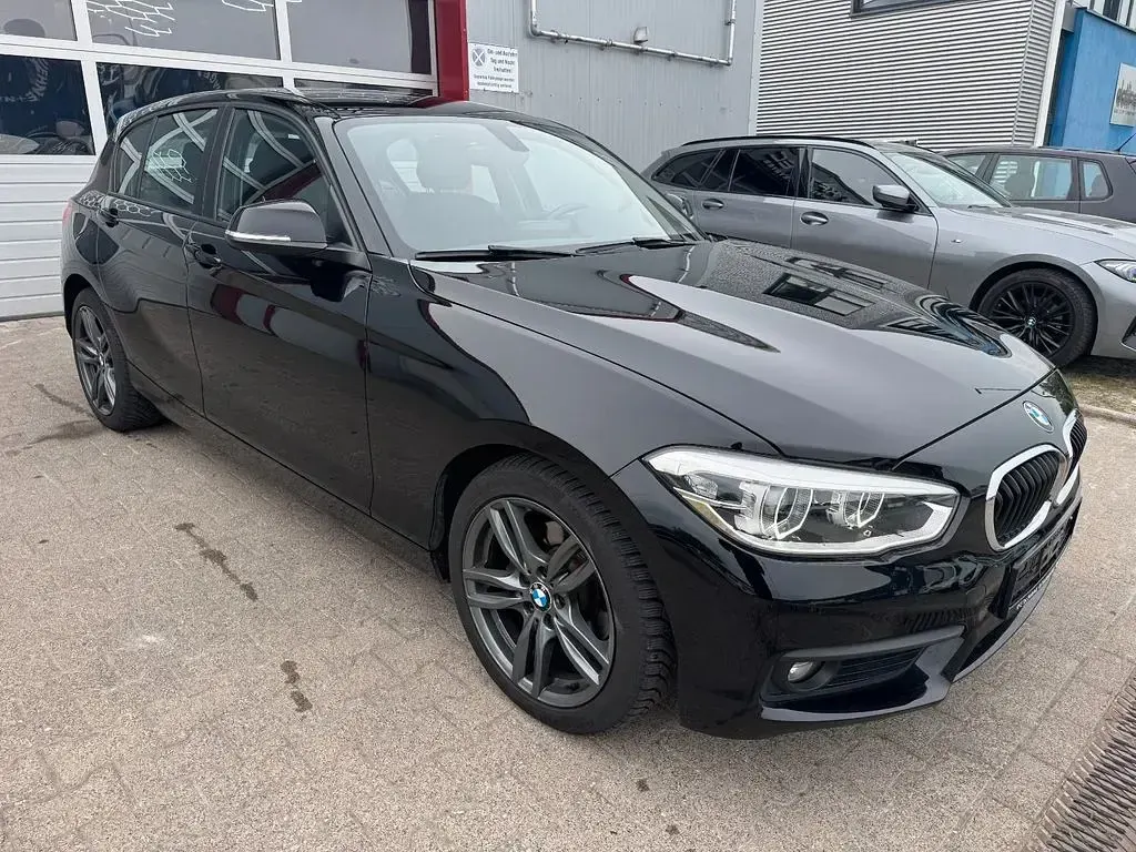 Używany BMW 120 Advantage 184 KM (135 kW) 2017 Czarny Hatchback